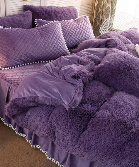 Purple Bedsheet Aesthetic, Purple Bed Sheets Aesthetic, Cozy Bedroom Paint Colors, Purple Bed Sheets, Cute Bed Sets, Purple Bed, Idea Bedroom, Bedroom Comforter Sets, Girl Apartment Decor