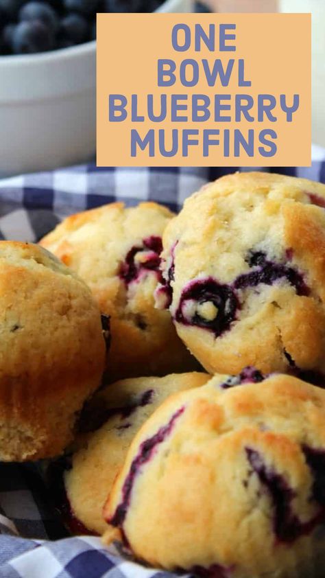 Easy Homemade Blueberry Muffins, Homemade Blueberry Muffin Recipe, Bluberry Muffins, Blueberry Muffin Recipe Easy, Blueberry Muffin Recipe, Blueberry Muffins Recipe, Homemade Blueberry Muffins, Easy Blueberry Muffins, Healthy Blueberry Muffins