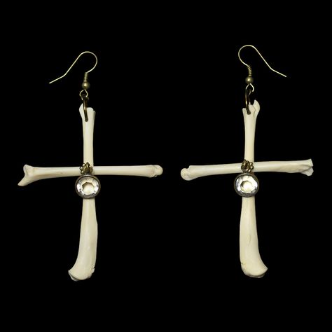 These earrings are composed of the leg bone of a squirrel and the leg bone of another animal, unknown. They feature a single vintage capped rhinestone on each, and antiqued brass hook earwires.They measure 2" x 2.5".Note: If you are from outside the United States and would like to make a purchase, please contact me directly at kristin@ossuaria.com for an accurate shipping quote. Thank you! Taxidermy Jewelry, Leg Bones, Bone Crafts, Bone Earrings, Bone Art, Bone Jewelry, Organic Jewelry, Bone Horn, A Squirrel