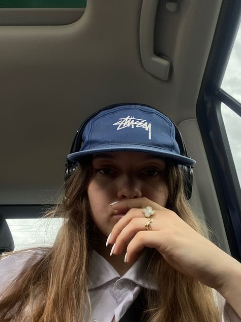 Stussy Cap, Cap Outfit, Ootd Outfit, Selfie Poses, Ootd, Streetwear Brands, Hats, Clothes