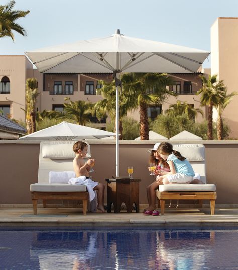 Make room for the whole family with special rates on a suite and 50% off a second room. Family Fun Offer 10% off your stay in a suite 50% off a second guest room Cabana Poolside, Family Hotel Room, Resorts For Kids, Family Photoshoot Poses, Kids Spa, Family Pool, Four Seasons Resort, Resort Pools, Hot Air Balloon Rides