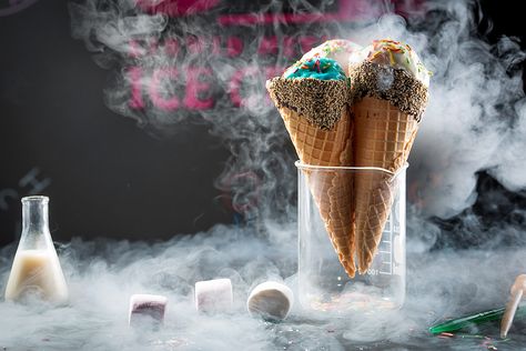 Nitro Ice Cream, Liquid Nitrogen Ice Cream, Ice Cream Lab, Food Truck Desserts, Nitrogen Ice Cream, Ice Cream Pictures, Liquid Nitrogen, Simple Nutrition, Plant Projects