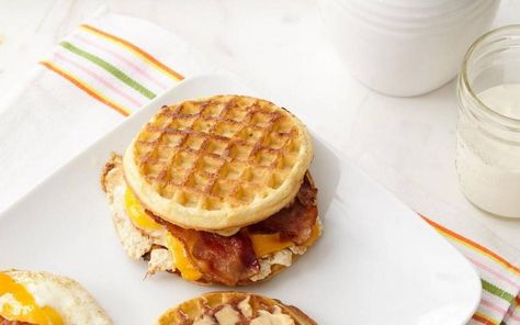 Did we say Spicy Maple Waffle Sandwich? Waffle Sandwich Breakfast, Croissant Breakfast Sandwich, Best Breakfast Sandwich, Better Breakfast, Breakfast Sandwich Recipes, Croissant Breakfast, Maple Butter, Waffle Sandwich, Breakfast Waffles