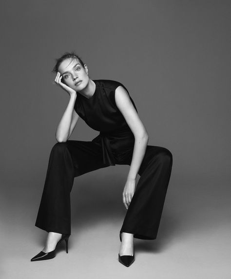 Zara Narciso Rodriguez collection 2022 Zara Campaign, Zara Models, Sleek Jumpsuit, Red Sheath Dress, Natalia Vodianova, Sold Out, Long Time Friends, Satin Pants, Minimalist Dresses