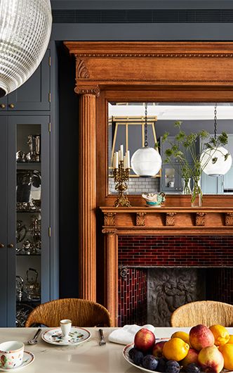 Harlem Brownstone | MSA Ny Brownstone Interior, Brownstone Dining Room, Harlem Brownstone, Brownstone Kitchen, Builtin Bookshelves, Havenly Dining Room, Brownstone Interiors, Nyc Brownstone, Townhouse Interior