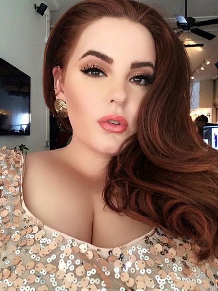 Plus Size Makeup, Tess Holliday, Wedding Makeup Tips, Plus Size Beauty, Beauty Standards, Make Up Looks, Latest Hairstyles, Maquillaje De Ojos, Bridal Makeup