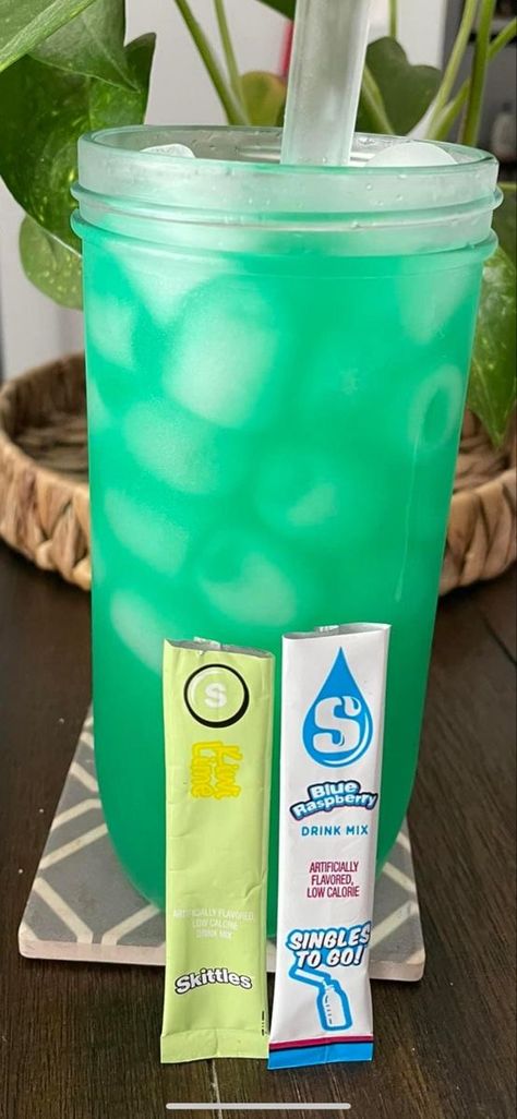 Tasty Water Recipes, Water Packet Storage Ideas, Water Ideas Drinking, Water Mixes Healthy, Water Flavors Ideas, Powder Drink Mix Recipes, Loaded Water Recipes, Water Flavor Ideas Packets Recipes, Watertok Recipes No Syrup