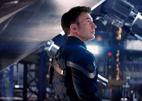 Steve Rogers Gif, Captain America Gif, Captain America 1, Steven Rogers, Captain Rogers, Steven Grant Rogers, Steve Rogers Captain America, Wonderful Picture, Steve Rogers