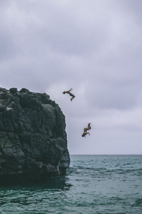 Jumping People, We Were Liars, Cliff Diving, Water Aesthetic, Photo Summer, Adventure Aesthetic, Summer Photoshoot, Body Of Water, Bucket Lists