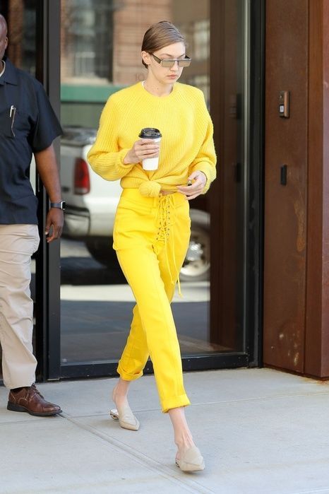 Gigi Hadid - Yellow Outfit #shopthelook #stealtheirstyle #gigihadid Gigi Hadid Street Style, Poofy Sleeves, Gigi Style, Gigi Hadid Outfits, Bella Gigi Hadid, Gigi Hadid Style, Celebrity Style Inspiration, Hadid Style, Yellow Outfit