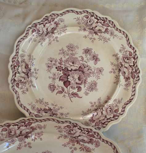 Antique Plates Vintage, Pretty Plates Ceramic, Victorian Plates, Emerald Flowers, Antique China Dishes, Purple Transferware, Antique Dinnerware, Vintage Transferware, Vintage Dishes Antiques