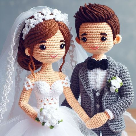 (15) Facebook Couple Crochet, Wedding Crochet Patterns, Doll Amigurumi Free Pattern, Couples Doll, Barbie Doll Cakes, Diy Clothes Hacks, Crochet Doll Tutorial, Wedding Doll, Crochet Disney