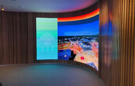 Curved Digital Signage screen Led Screen Wall Design, Curved Led Screen, Digital Signage Wall, Directory Signage, Digital Signage System, Indoor Signage, Interactive Space, Virtual Production, Paris House