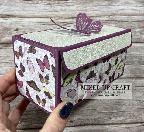 Embroidered Boxes, Gift Box Template Free, Homemade Gift Boxes, Surprise Gift Box, Diy Boxes, Up Craft, Stationary Box, Gift Wrapping Ideas, Treat Holders