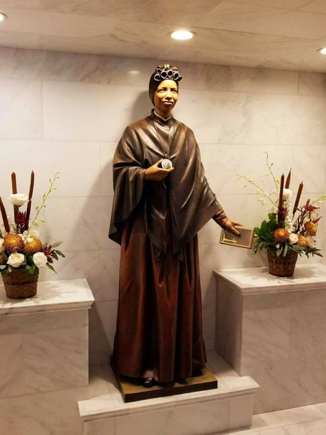 “If I were to meet the slave-traders who kidnapped me and even those who tortured me, I would kneel and kiss their hands, for if that did not happen, I would not be a Christian and Religious today... The Lord has loved me so much: we must love everyone... we must be compassionate!” ~ St. Josephine Bakhita. Josephine Bakhita, St Josephine Bakhita, Edith Stein, Maria Goretti, Don Bosco, Love Everyone, Catholic Faith, The Lord, African Fashion