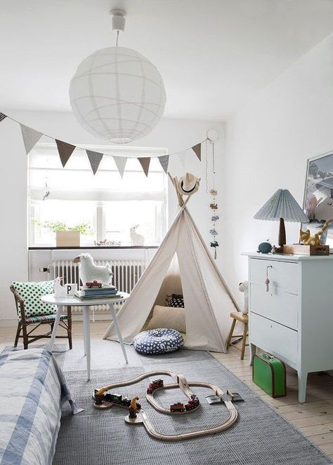 Kids Bedroom Boys Toddler, Scandinavian Kids Bedroom, Modern Scandinavian Bedroom, Teen Diy, Anna Coronation, Diy Teen, Scandinavian Bedroom Decor, Anna Cosplay, Coronation Party