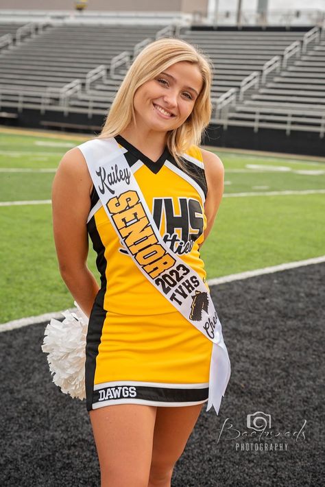 Senior Night Sashes Softball, Senior Sashes Cheer, Senior Picture Ideas Cheerleading, Senior Cheerleading Pictures, High School Cheer Pictures, Senior Cheer Banners, Senior Sash Ideas, Cheer Picture Ideas, Senior Night Cheer