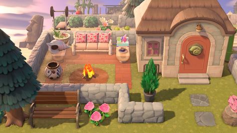 Animal Crossing Front House Ideas, Cute Animal Crossing House Exterior, Acnh Francine Yard, Acnh House Exterior Customization Ideas, Acnh Island Inspirations Villager Houses, Large Space Ideas Acnh, Yard Ideas Animal Crossing, Acnh Outdoor Seating Area, Animal Crossing Outside House Ideas