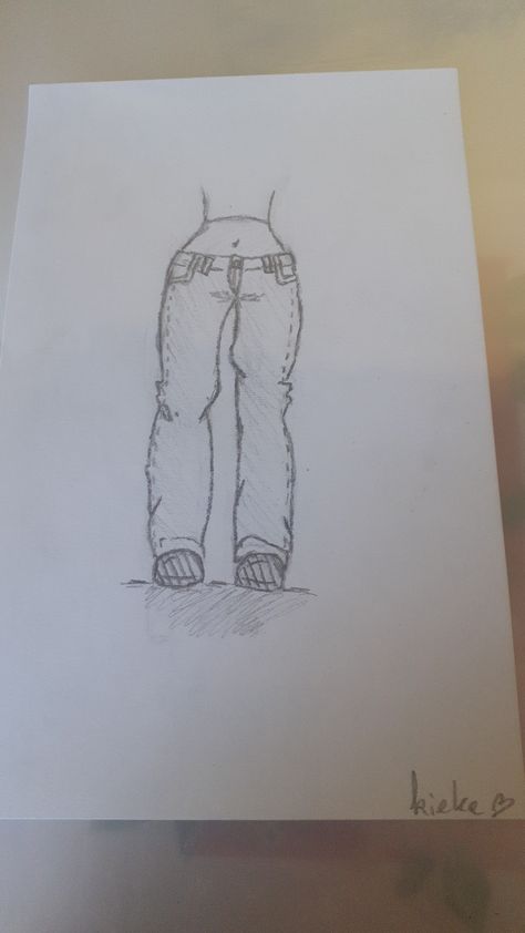 Pants How To Draw Baggy Pants Sketch, Jean Tutorial Drawing, How To Draw A Male Body Easy, Drawing Pants Female, Jean Drawing Reference, How To Draw Pants Tutorial, Anime Pants Drawing, How To Draw Jeans Female, How To Draw Sweatpants