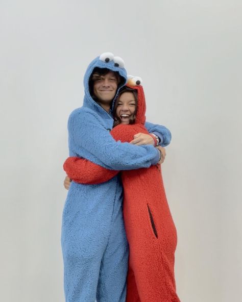 Elmo And Cookie Monster Onesies, Couples Halloween Costume 2024 Cute, Couple Halloween Costumes Onsie, Matching Onesies For Couples Halloween, Onesie Costumes Couple, Shark Onesie Aesthetic, Him And Her Halloween Costumes, Couple Halloween Costumes Mixed Couple, Halloween Onsies Couples