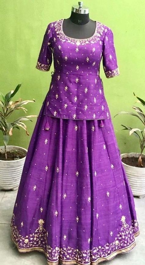 Lehenga Kurti Designs, Kurti Lehnga Design, Purple Colour Langa Voni, Designer Chaniya Choli, Purple Dresses For Navratri Designer Wear, Purple Self-design Choli For Puja, Purple Lehenga With Traditional Patterns For Puja, Traditional Purple Gown For Navratri, Long Skirt Top Designs