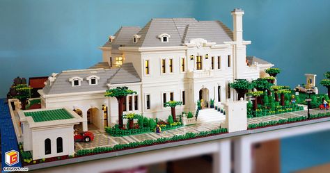 https://flic.kr/p/VaLRNU | LEGO Grand Villa Lego Mansion, Grand Villa, Lego House Ideas, Landscape Details, Lego Club, Lego Modular, Lego Blocks, Lego Pictures, Lego Room