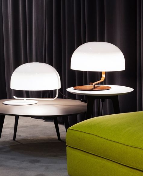 275 lamp by Marco Zanuso, manufactured by Oluce. Click on the image to see more mid century modern lights! Creative Tables, Cool Lamps, Table Lamp Design, Design Light, Modern Floor Lamps, Cheap Furniture, Modern Lamp, Mid Century House, Lamps Living Room