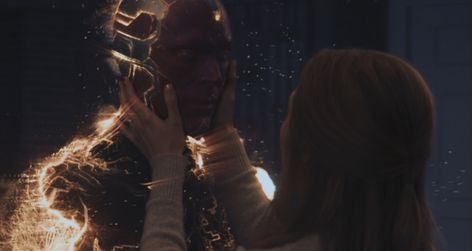 Wandavision Screencaps, Elizabeth Olsen Film, Wanda Vision, Paul Bettany, Marvel Photo, Wanda And Vision, Wanda Maximoff, Book Tv, Elizabeth Olsen