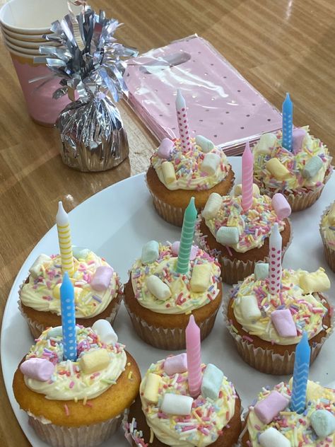 pastel aesthetic, cute cupcakes, birthday, spring picnic, sweet recipes, party inspo #pastel #cupcakes #spring Cupcakes Spring, 20th Bday, Cupcakes Birthday, Pastel Cupcakes, Spring Picnic, Spring Birthday, Aesthetic Spring, Party Inspo, Cute Cupcakes