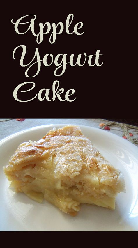 Apple Yogurt Cake, Apple Yogurt, Greek Yogurt Cake, Yogurt Dessert, Soft Cake, Apple Recipes Easy, Yoghurt Cake, Greek Yogurt Recipes, Pumpkin Pies