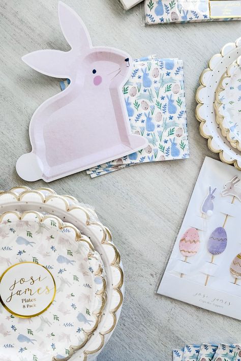 The Easter Collection Bunny Desserts, Bunny Birthday Theme, Easter Theme Party, Easter Cupcake Toppers, Bunny Plates, Bunny Cupcakes, Easter Napkins, Festive Table Setting, Bunny Napkins