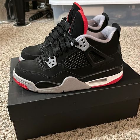 Jordan 4 Retro OG ‘Breds’ Size 4y Bred 4 Outfit, Bred Jordan 4, Retro 4 Jordans, Bred 4s, 4s Jordans, Jordan 4 Retro Bred, Jordan Bred, Bred 4, Jordan 4 Bred