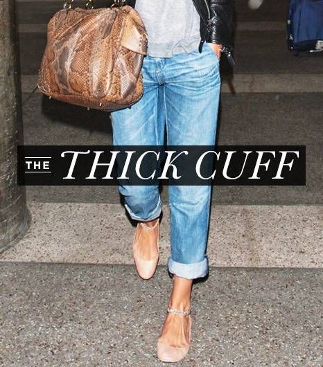 How To Cuff Your Jeans Like A Pro | Who What Wear UK Cuffed Jeans Outfit, How To Wear Jeans, Rolled Cuff Jeans, Rolled Jeans, How To Wear Ankle Boots, Rolled Up Jeans, Cropped Boyfriend Jeans, Jeans Outfits, Cuffed Jeans