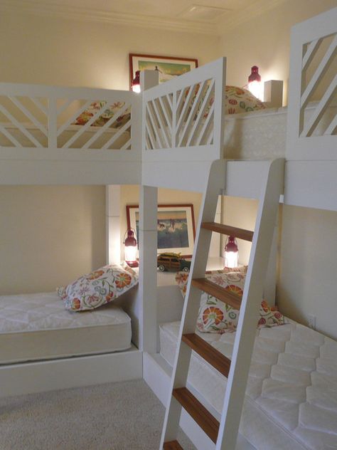 Cuteee Grandkids Bedroom, Corner Bunk Beds, Sleepover Room, Girls Bunk Beds, Cabin Decorating, Kids Shared Bedroom, Built In Bunks, Bunk Rooms, Bunk Beds With Stairs