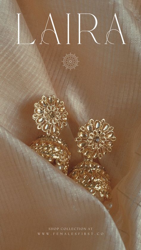 Designer light gold earring pair with pearls & rose gold toned stones. Traditional Gold Jewellery, Wedding Jewelry Photography, Jewelry Shoot, Bridal Jewellry, Jewellery Shoot, Jewelry Mood Board, Doodle Monster, Ad Ideas, Jewellery Photography Inspiration