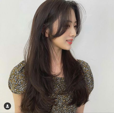 Korean Wavy Perm, Minnie Mouse Bedroom Ideas, Long Hair Inspiration, Minnie Mouse Bedroom, Korean Long Hair, Wavy Perm, Hair Inspiration Long, Hairstyle Inspo, Hair Inspiration Short