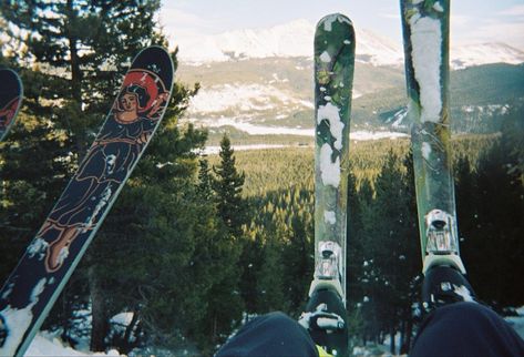 film camera, ski trip, travel, skiing, group trip, travel inspo Ski Film Photography, Snow Film, Snowboard Aesthetic, Ski Trip Aesthetic, Ski Photography, Skiing Aesthetic, Group Trip, Ski Trips, Ski Bums