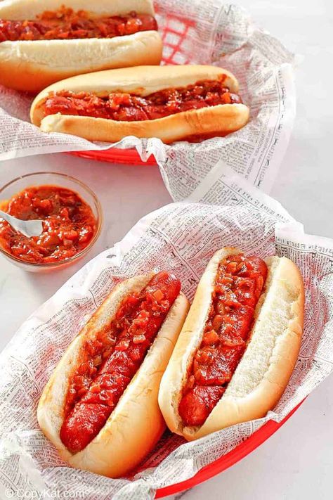 Baked Hot Dogs in the Oven - CopyKat Recipes Hot Dogs In The Oven, Oven Hot Dogs, Baked Hot Dogs, Best Superbowl Food, Best Hot Dogs, Homemade Barbecue, Homemade Barbecue Sauce, Football Party Food, Copykat Recipes