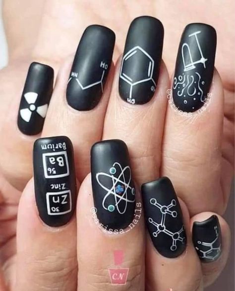 #NailAddict #NailArtOfTheDay #MelodyNails #MusicNailArt #CreativeNails #MusicVibes Playstation Nail Art, Robot Nail Art, Science Themed Nails, Science Nails Designs, Biology Nails, Chemistry Nails, Music Nails Design, Science Nails, Doodle Nail Art