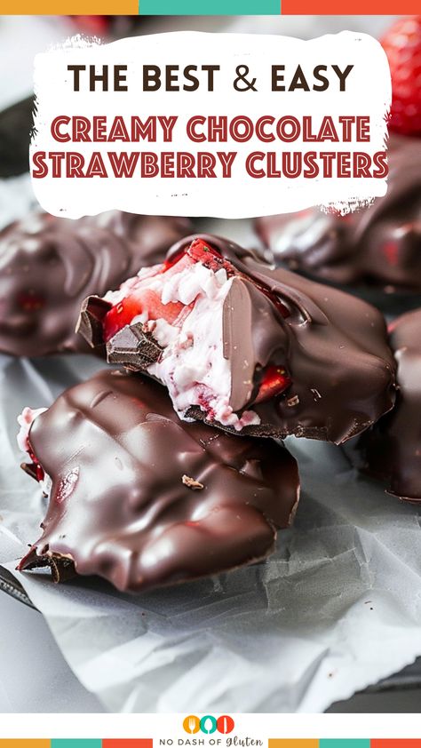 Creamy Chocolate Strawberry Clusters Strawberry Clusters, Strawberry And Yogurt, Yogurt Clusters, Strawberry Greek Yogurt, Easy Christmas Candy Recipes, White Chocolate Strawberries, Strawberry Candy, Dessert Smoothie, Bread Snacks