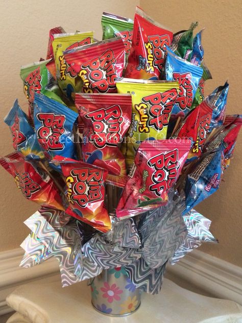 Large Ring Pop Candy Bouquet $50.00 from SweetIntentionsLLC.com (see on Facebook) Birthday Candy Bouquet, Lollipop Bouquet, Cookie Bouquets, Ring Pops, Dance Recital Gifts, Candy Bouquet Diy, Candy Buffet Tables, Candy Bouquets, Cookie Bouquet