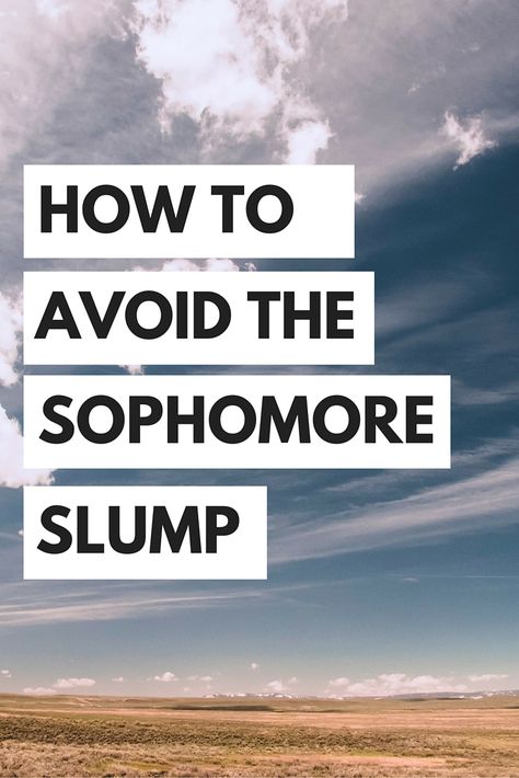 How to avoid the sophomore slump of college and enjoy every moment of your college experience! College Survival Guide, Grants For College, College Success, College List, College Survival, College Advice, Freshman College, College Classes, College Experience