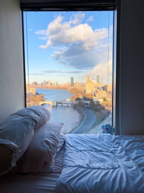 Boston Massachusetts Apartments, Boston University Dorm, Boarding School Dorm, Boston Aesthetic, University Dorm, College Vision Board, University Dorms, Moving To Boston, Boston Skyline