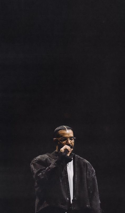 Drake Drizzy Wallpaper, Drake Tour, Old Drake, Drake Concert, Drake Photos, Drake Ovo, Drake Drizzy, Drake Graham, Legendary Pictures