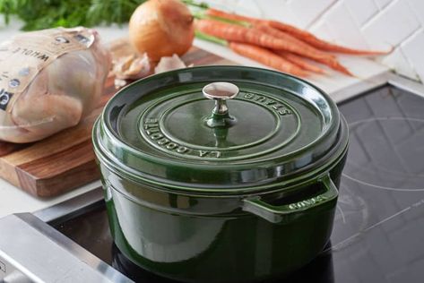 Staub Dutch Oven, Lodge Dutch Oven, Cleaning Grease, Staub Cookware, Winter Cooking, Dutch Oven Cooking, Dutch Oven Recipes, Cast Iron Dutch Oven, Cooking For One