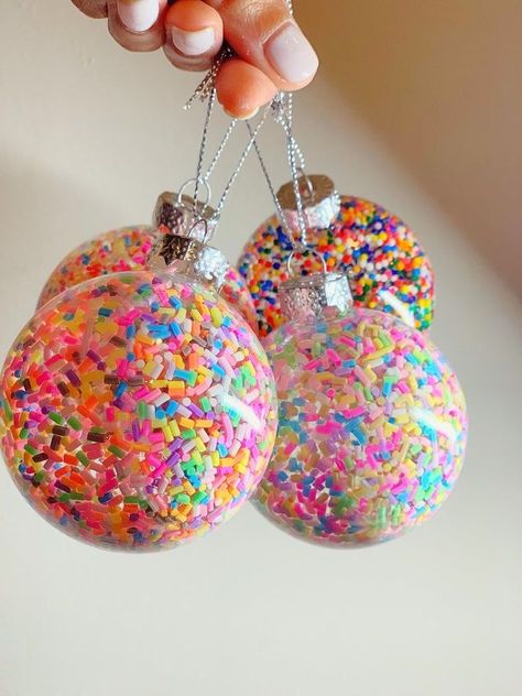 Rainbow Sprinkle, Candy Christmas Tree, Rainbows Christmas, Candy Theme, Candy Decorations, Pink Christmas Decorations, Candy Christmas Decorations, Rainbow Sprinkles, Colorful Christmas Tree