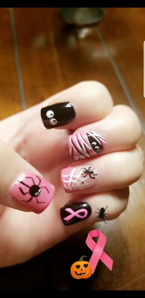 Pink October Nail Art, Pretty Halloween Nails Pink, October Pink Nails, Pink Halloween Nails Short, Pink Halloween Nail Designs, Pink And Black Halloween Nails, Pink Pumpkin Nails, Pink Spooky Nails, Oct Nails