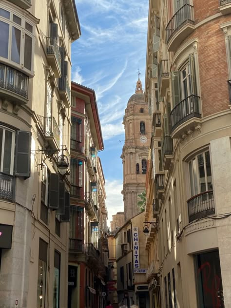 Malaga Aesthetic, Gods Handiwork, Malaga City, Spain Aesthetic, Malaga Spain, Italy Aesthetic, Dream Places, I Want To Travel, Portugal Travel