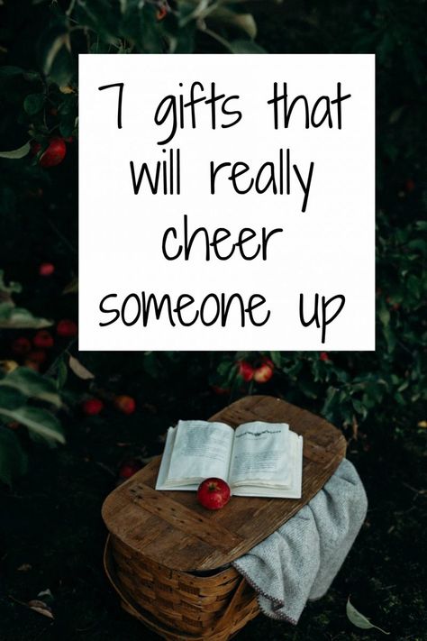 7 gifts that will really cheer someone up - a beautiful space Cheer Up Diy Gifts, Cheer Up Gift Ideas, Cute Gifts To Cheer Someone Up, Cheer Someone Up Gifts, Gift To Cheer Someone Up, Positive Gift Ideas, Gifts To Cheer Up A Friend, Cheer Up Gift Basket, Cheer Up Basket Ideas