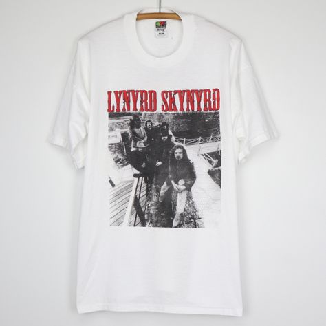 Lynyrd Skynyrd Shirt, Green Day Nimrod, Graphics Shirt, Lynyrd Skynyrd, 90s Shirts, Tour Shirt, Green Day, Star Shirt, Vintage Shirt